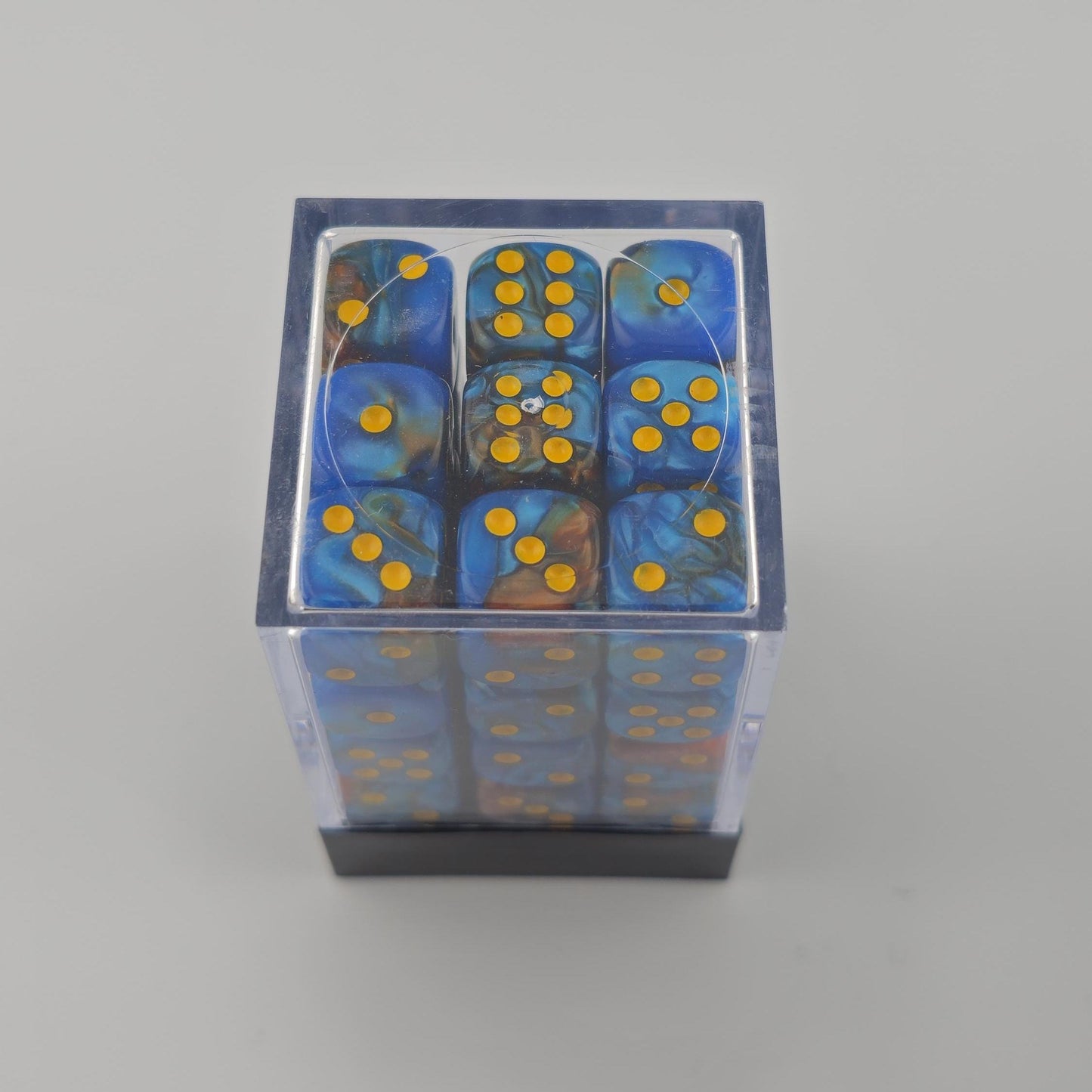 Falentry Dice 36 Piece Block Set (Swirl Blue Red)